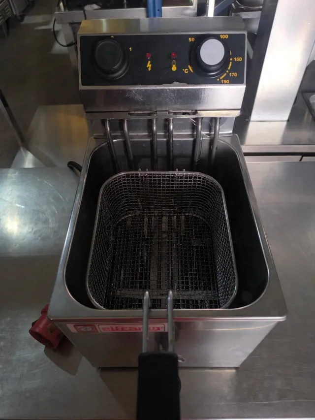 Freidora Elframo ST7