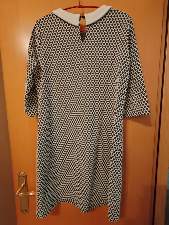 Vestido estampado cuello Peter Pan Talla M