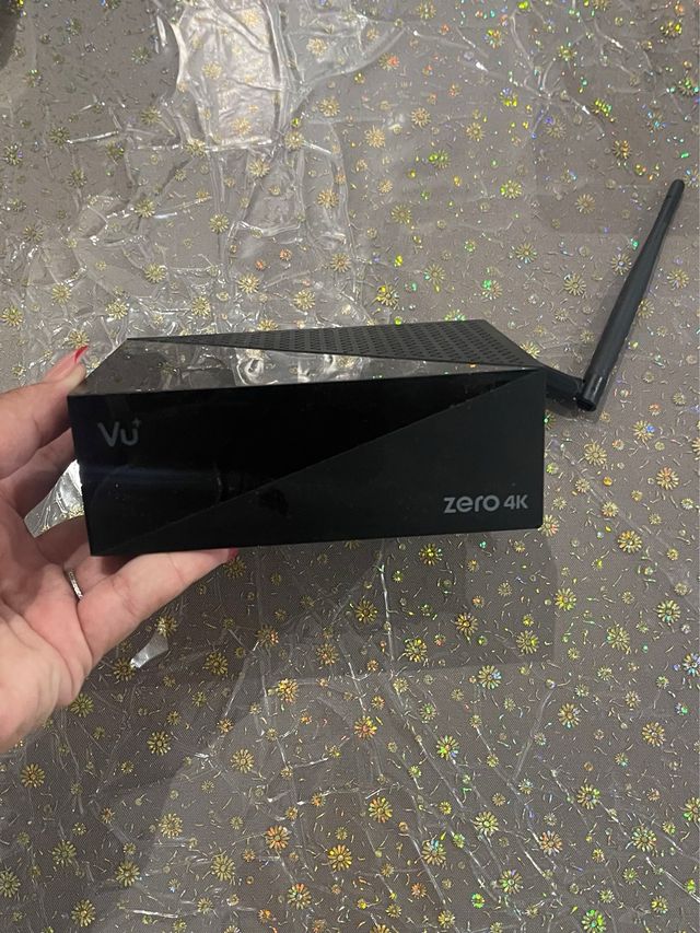 Receptor Satélite Vu+ Zero 4K
