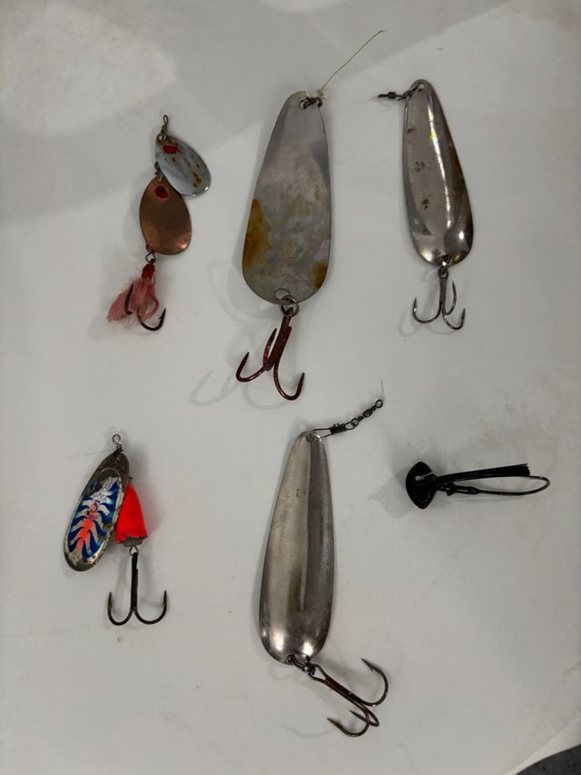 lote de 6 señuelos de pesca