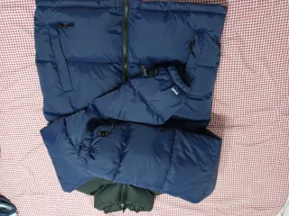 Cazadora The North Face Azul y Negra