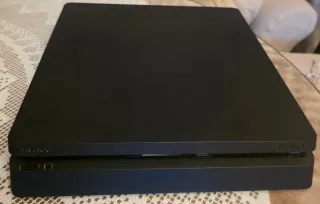 PS4 Slim 500GB SSD + Mando Original