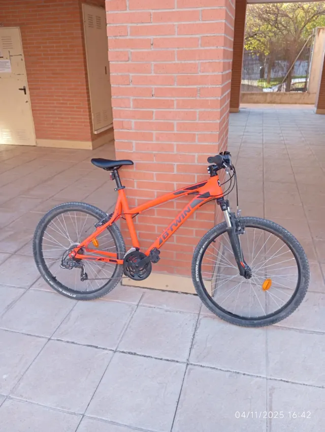 Bicicleta Montaña Naranja BTWIN