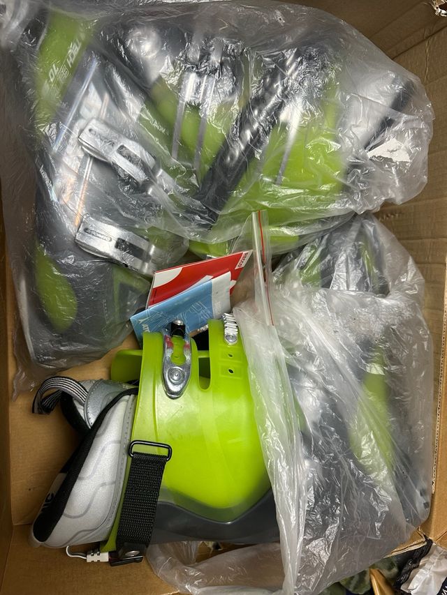 Botas de esquí talla 28 atomic