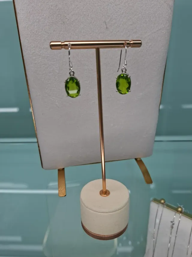 Pendientes Plata Ley 925 con Piedra Verde Ovalada