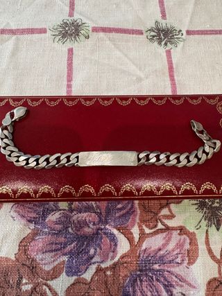Pulsera esclava de plata con placa