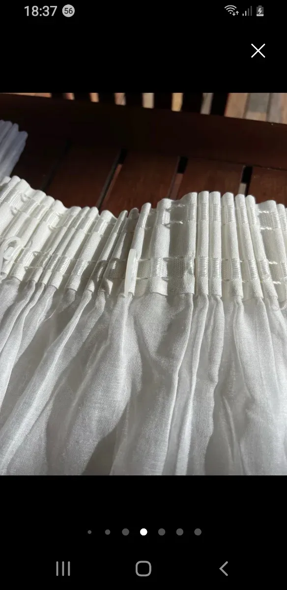 Visillos blancos de tela