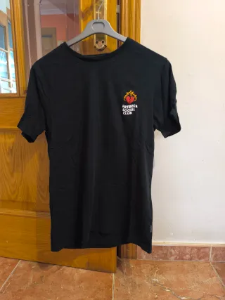 Camiseta YourTourn Negra