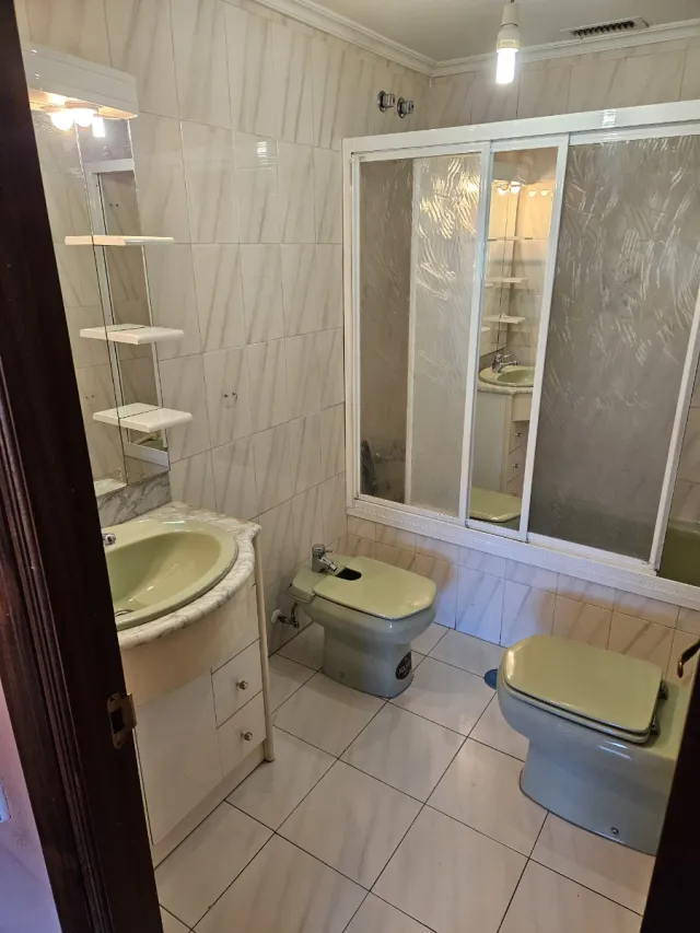 Mampara bañera aluminio y cristal