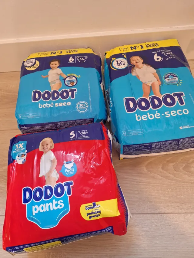 Dodot Bebé Seco Talla 6 y Pants Talla 5