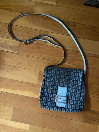 Borsa Fendi Mamma Baguette Monogram