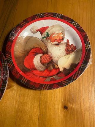Set 16 piatti carta fondi Natale con Babbo Natale