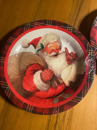 Set 16 piatti carta fondi Natale con Babbo Natale