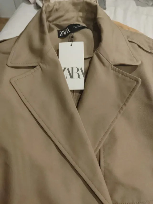 Trench Zara Larga Cinturón (NUEVA CON ETIQUETA)