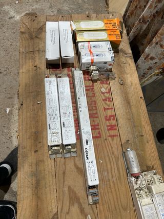 Lámparas y transformadores eléctricos