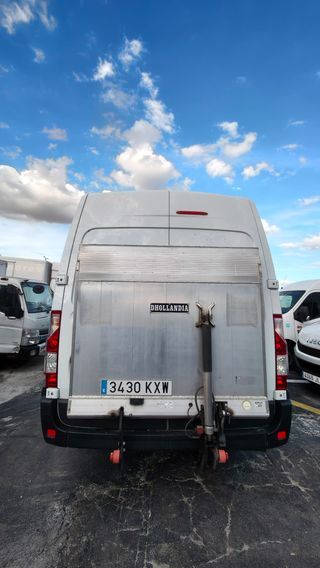 RENAULT  MASTER  2019 6 PLAZAS CON ELEVANCION