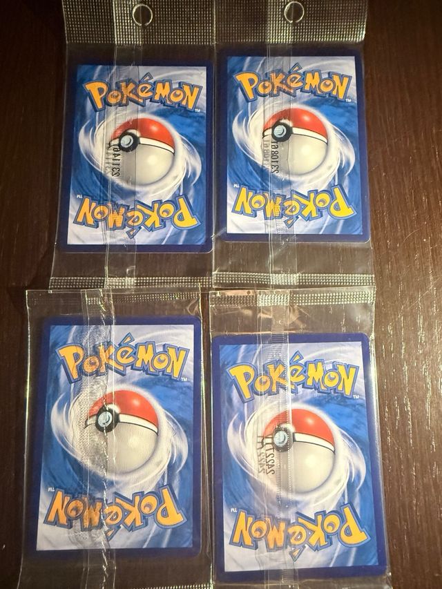 Pikachu Berkemeja Batik Promo Sigillato Set 4 Cart