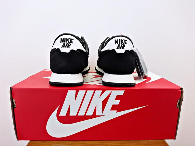 NIKE AIR PEGASUS 83 PREMIUM