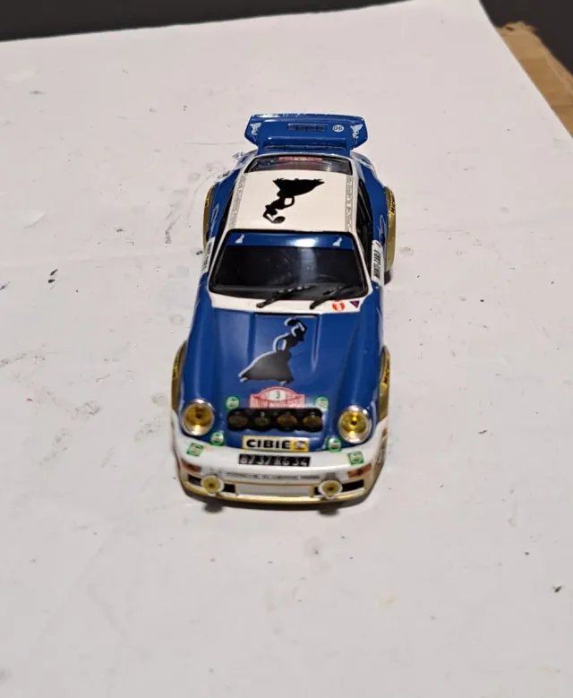 Miniatura Coche Rally Porsche Gitanes
