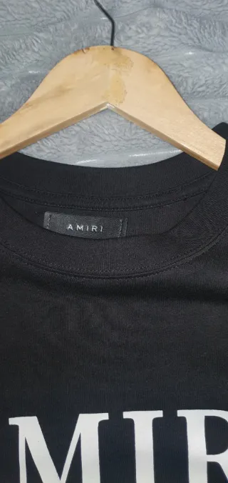 Camiseta Amiri Negra Logo Blanco