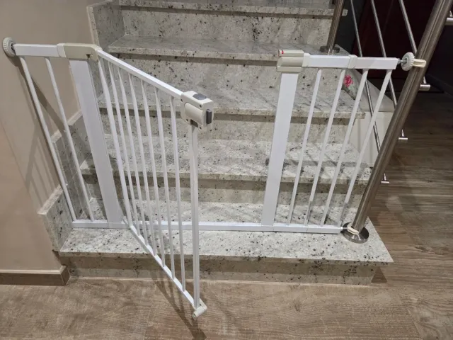 Barriera di sicurezza per bambini. Marca safety.