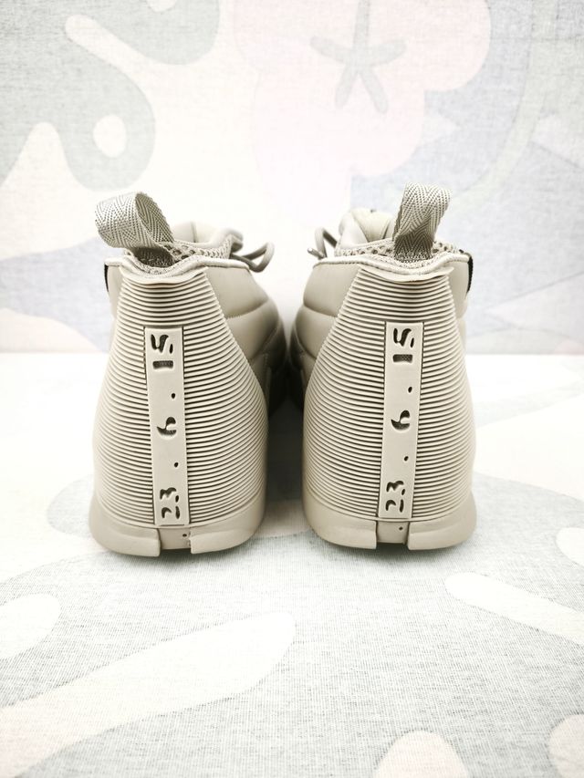 Sapatilhas Nike Air Jordan 15 Bege Tamanho 42