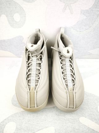Sapatilhas Nike Air Jordan 15 Bege Tamanho 42