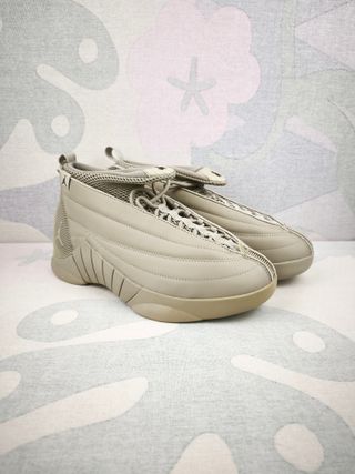 Sapatilhas Nike Air Jordan 15 Bege Tamanho 42