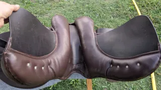 Silla de montar inglesa 17