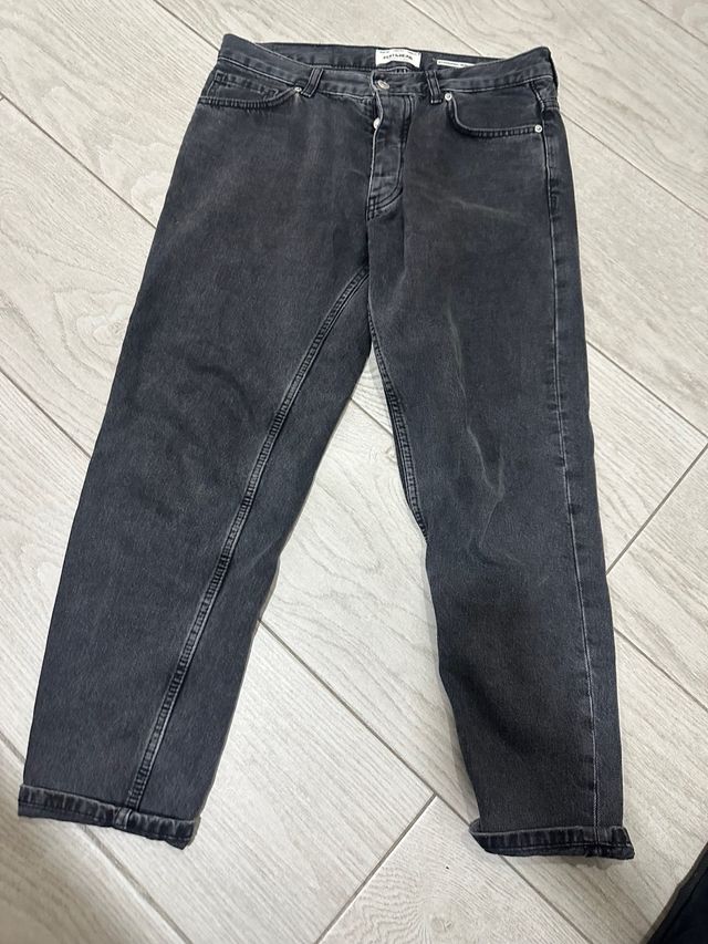 Pantalón vaquero Pull&Bear negro Talla M