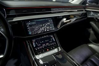 Audi A8   60 TFSIe quattro tiptronic