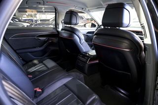 Audi A8   60 TFSIe quattro tiptronic