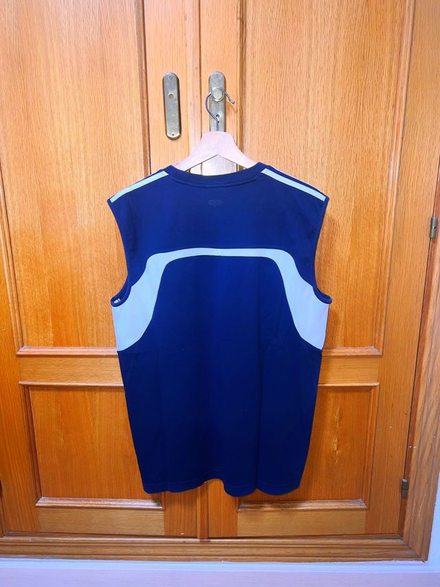 Camiseta Adidas sin mangas azul marino - Talla L