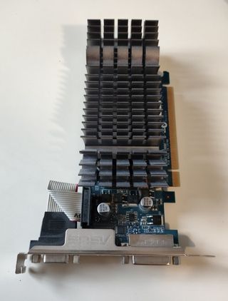 ASUS EN210 1GB DDR3 Tarjeta Gráfica