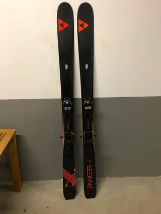 Esquís Fischer Ranger 108 + pieles + cuchillas