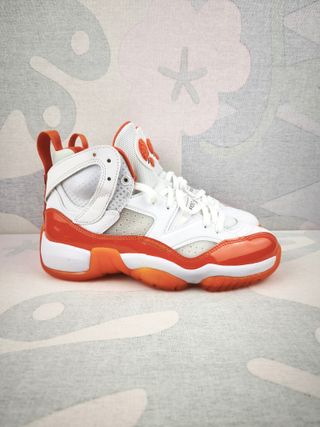 Nike 38,5 Laranja e Branco