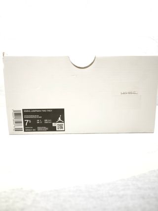 Nike 38,5 Laranja e Branco