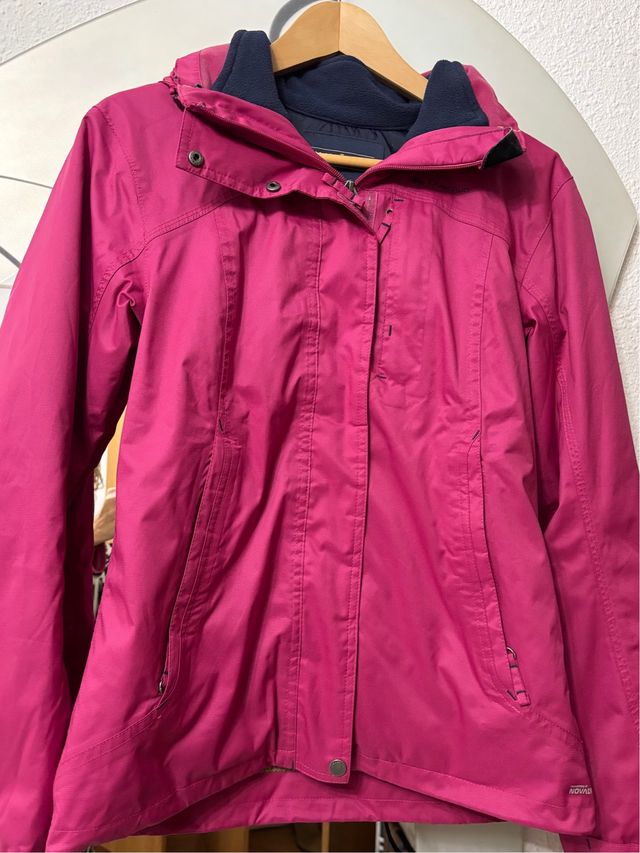 Chaqueta abrigo rosa. especial para nieve .