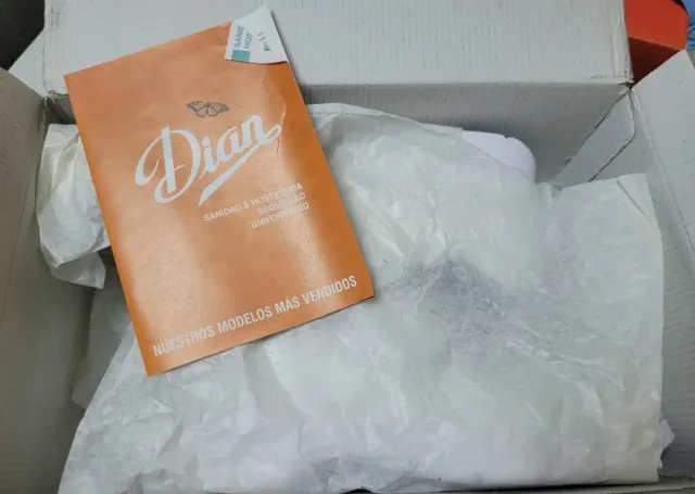 ZUECO PROFESIONAL UNISEX MARCA DIAN.