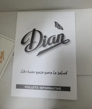 ZUECO PROFESIONAL UNISEX MARCA DIAN.