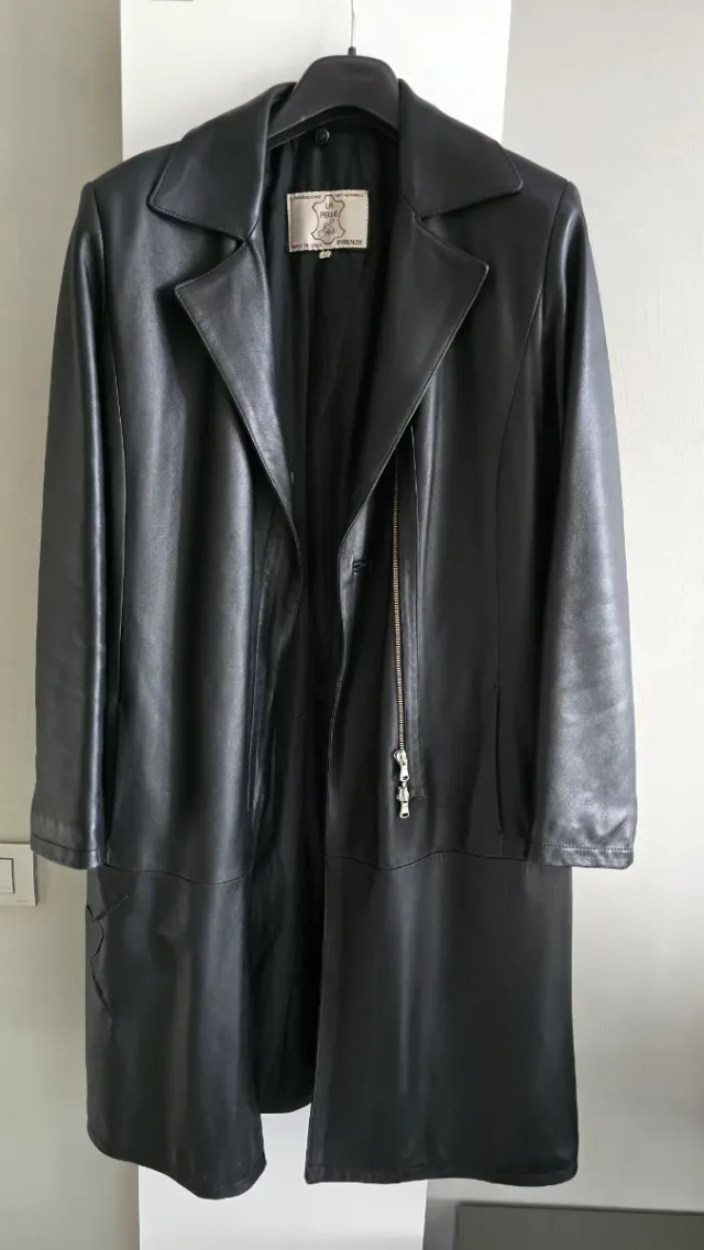 Trench in pelle nero