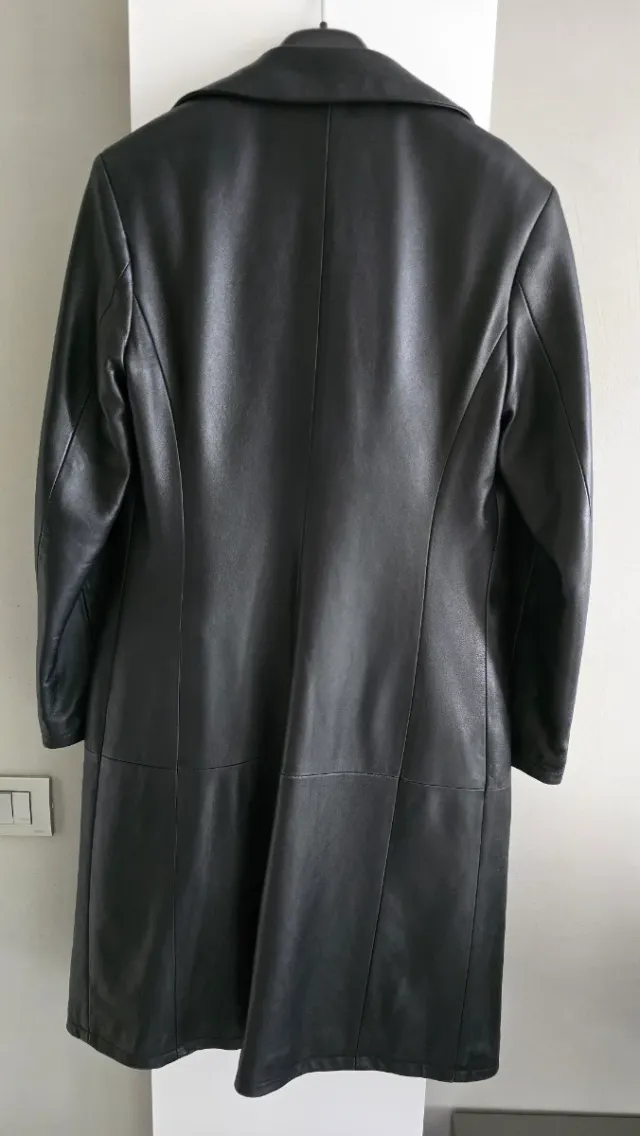 Trench in pelle nero