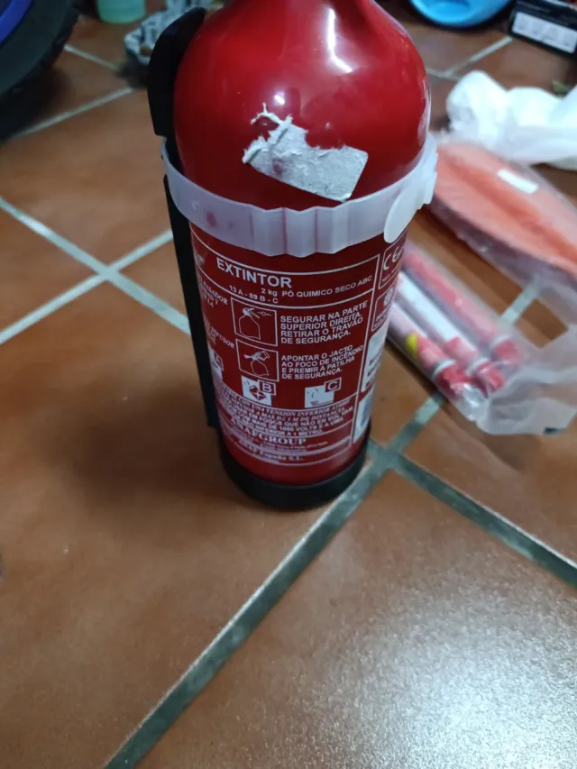 Extintor 2kg PQS ABC para embarcaciones