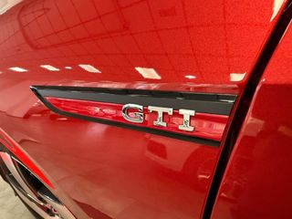 Volkswagen Golf GTI 2.0 TSI 180kW (245CV) DSG