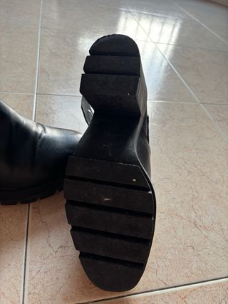 Botines Zara Tacón Hebilla Negro