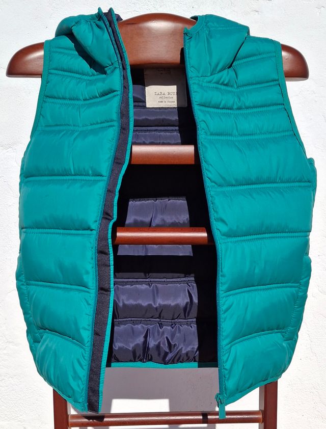 Chaleco Zara Boys verde talla 140