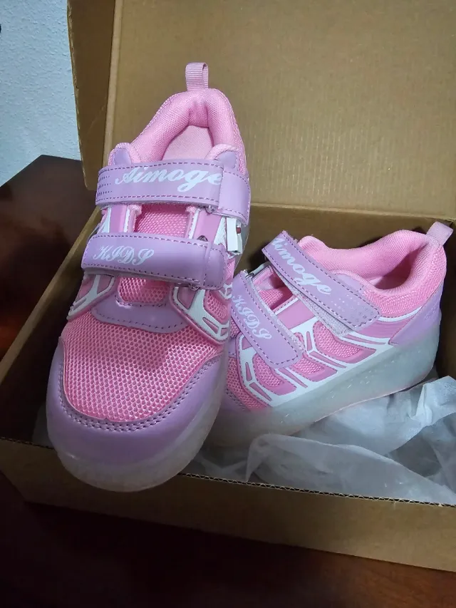 Zapatillas con ruedas Talla 34 Nuevas