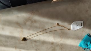 Collana con ciondolo a cuore dorato