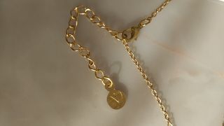 Collana con ciondolo a cuore dorato