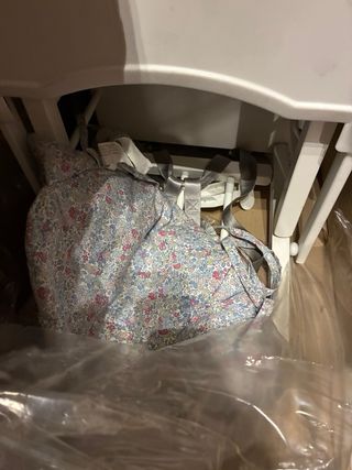 Trona de madera para bebé